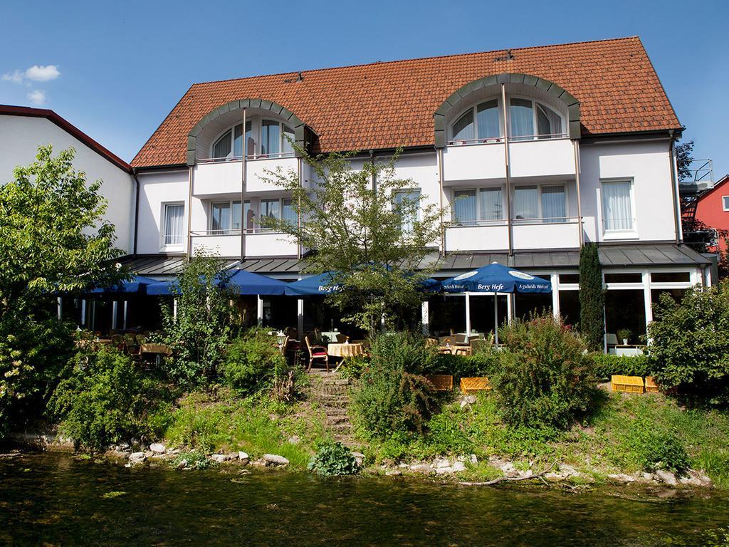 Hotel Kreuz Gaestehaus Und Lauchertbar Mit Terrasse Gammertingen Exterior photo